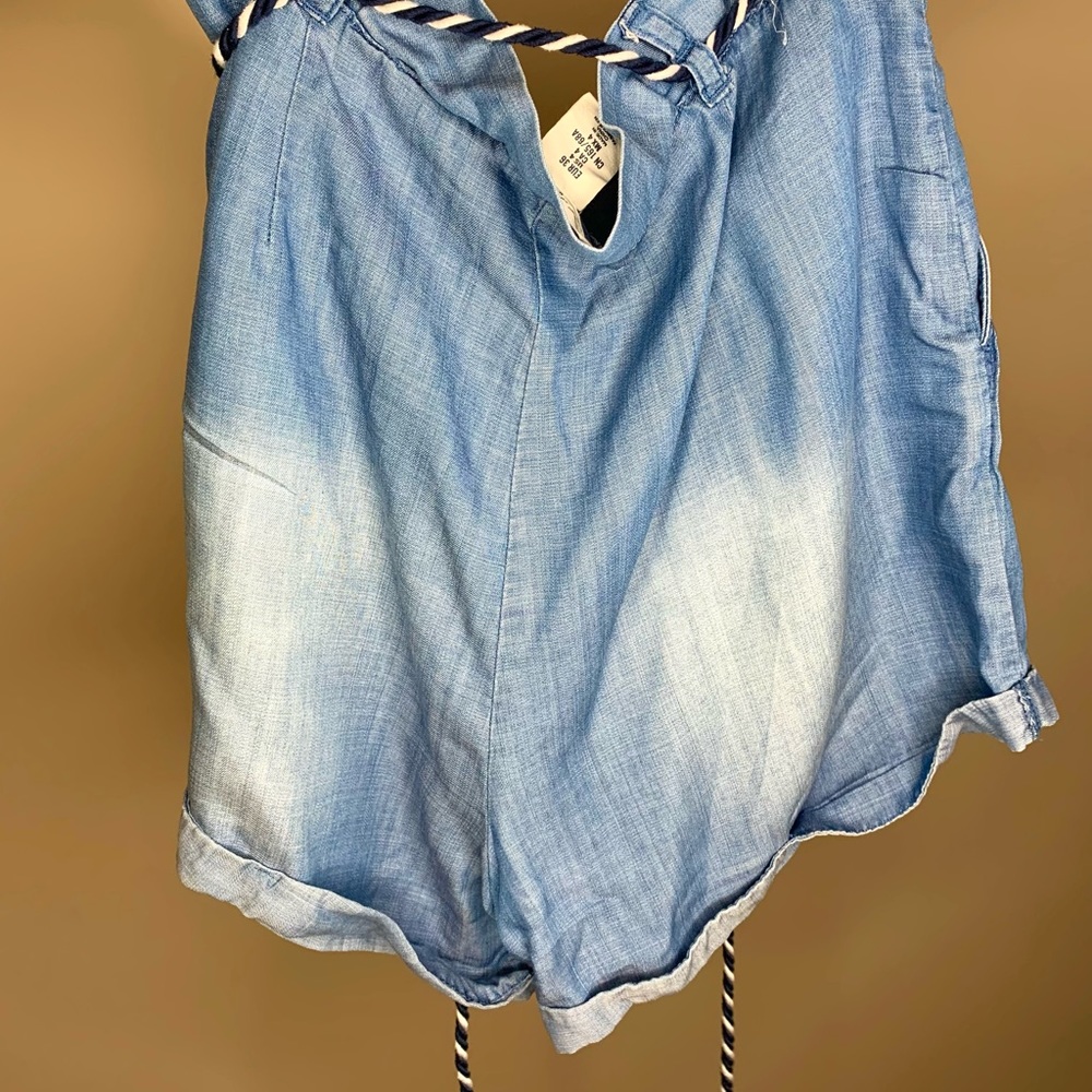 L.O.G.G shorts paper bag waist shorts Size 4